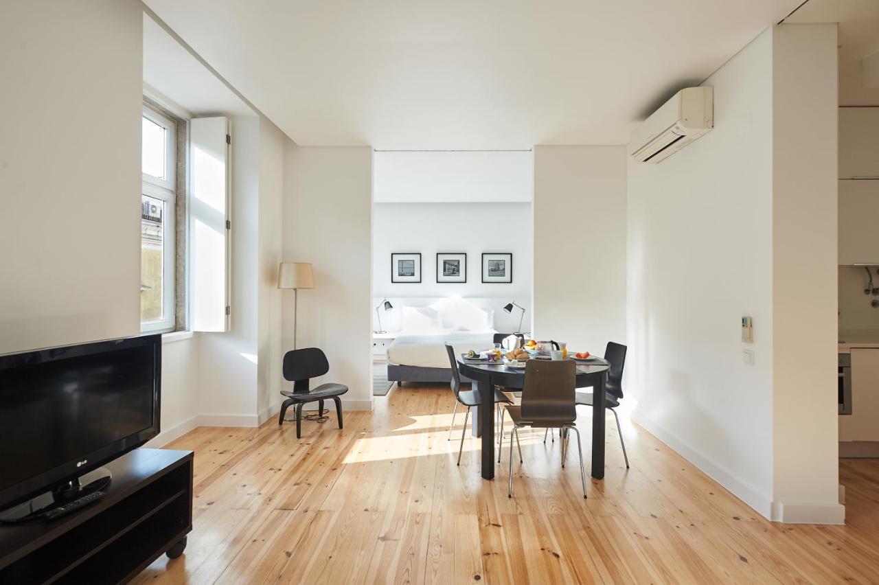 Hello Lisbon Terreiro Do Paco Apartments ภายนอก รูปภาพ