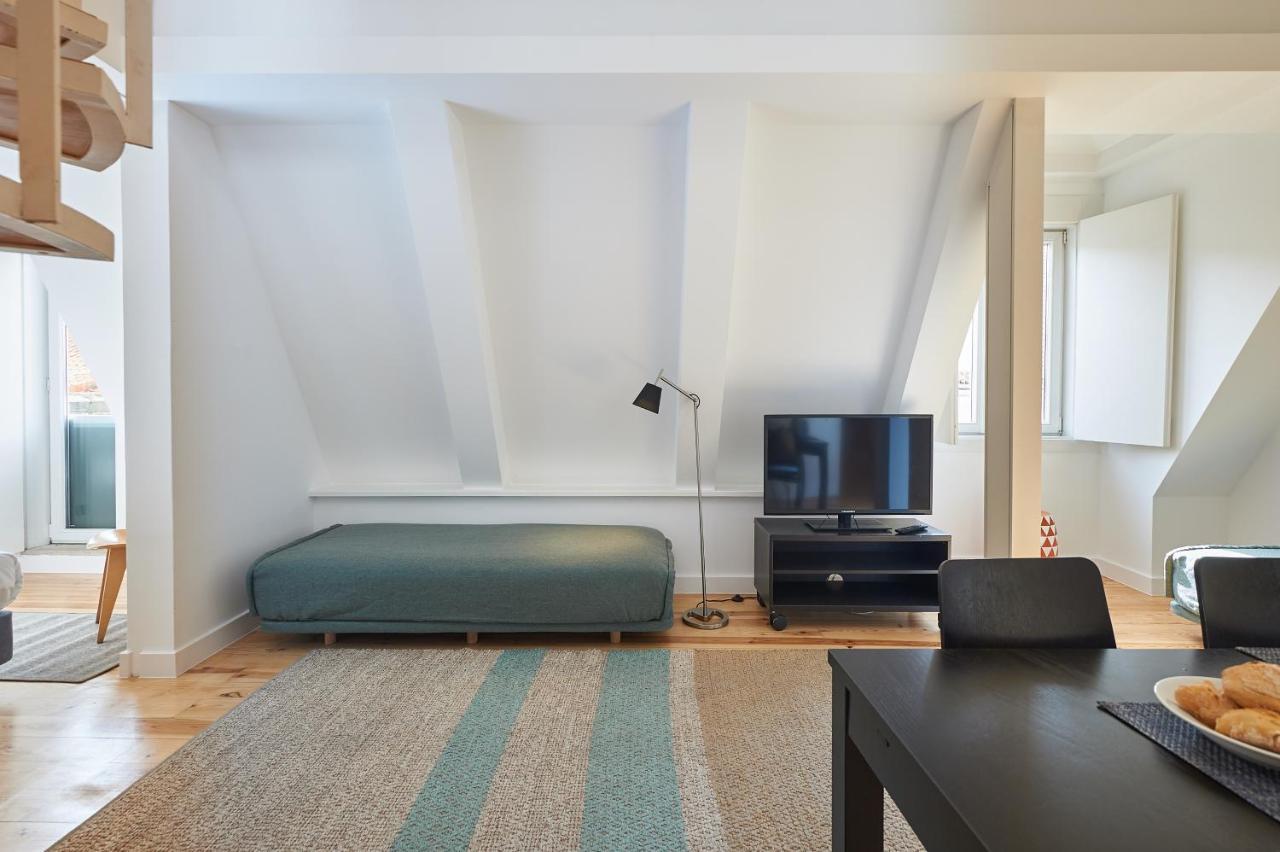 Hello Lisbon Terreiro Do Paco Apartments ภายนอก รูปภาพ